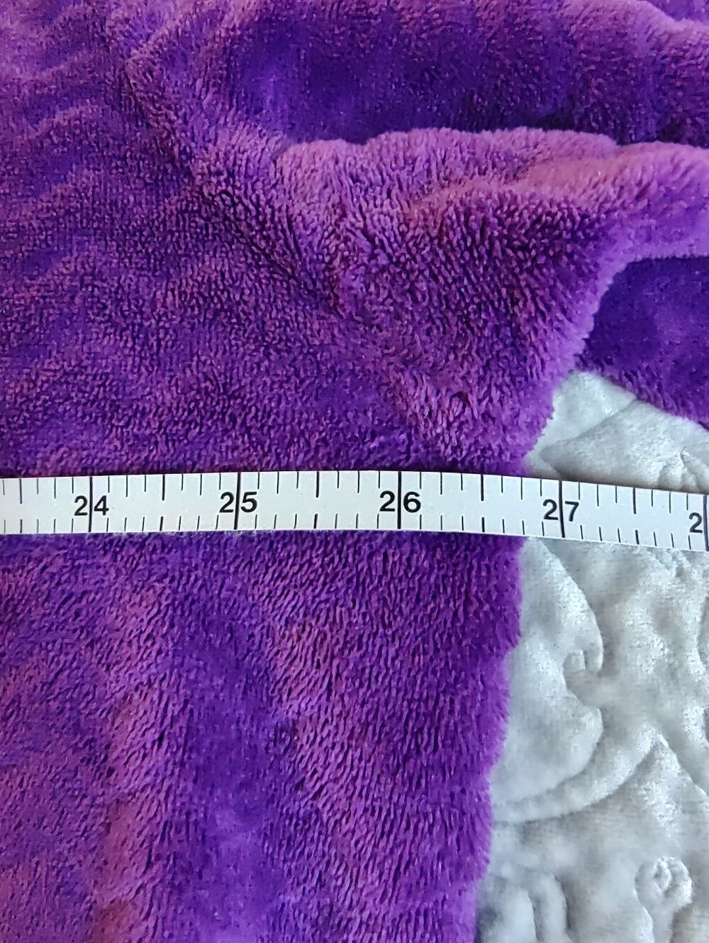 EUC Secret Treasures Purple Bathrobe - Picture 6 of 7